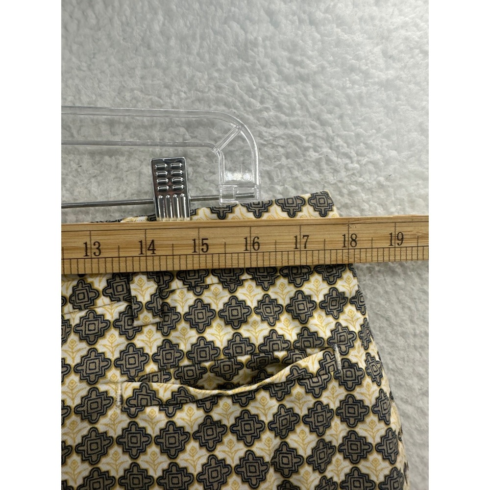 Lands End Women's Size 14 Geometric Print Shorts Beige Brown - Picture 6 of 10